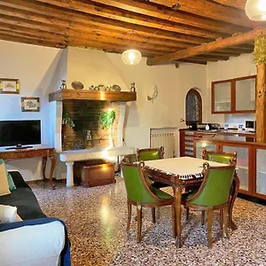  Apartment Ca' Nadia Italy