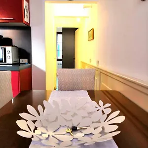  Apartment Castello First Italy